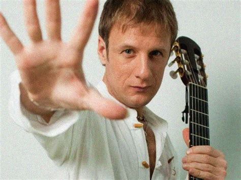 Valery DiDuLya - All about the musician | FUZZ MUSIC