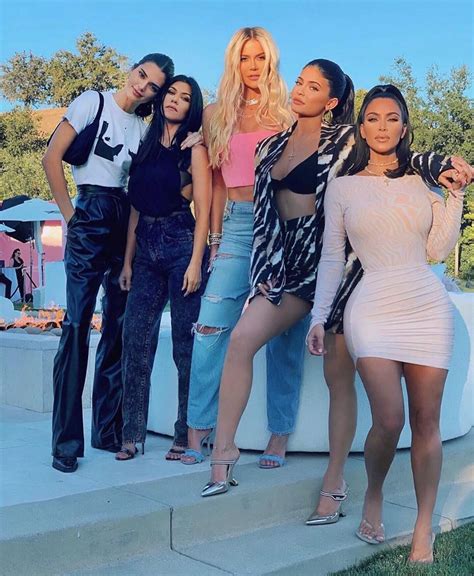 Kourtney Kardashian sale del famoso reality 'Keeping Up With the