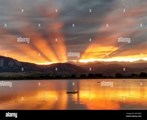 mountain lake sunset Stock Photo - Alamy