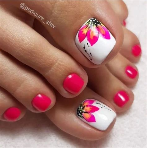 Педикюр дизайн | Gel toe nails, Summer toe nails, Pedicure nail designs