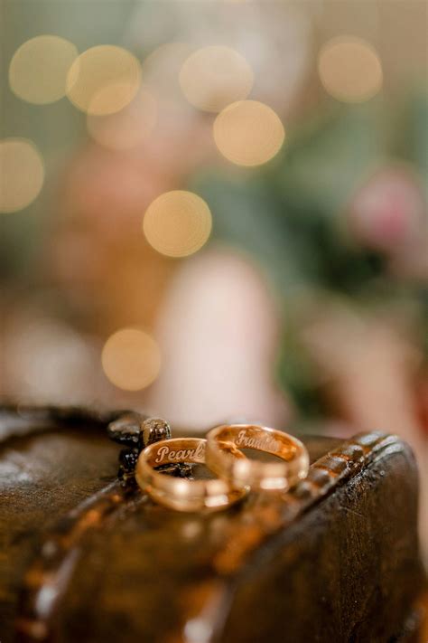 Silver and Gold Wedding Band · Free Stock Photo