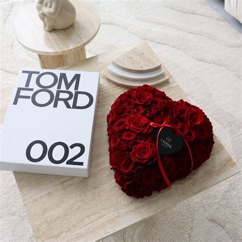 Rose Heart – Amber Flowers