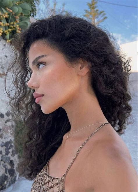 Sculpting Perfection: Jawline-Defining Exercises for a Chiseled Look ...