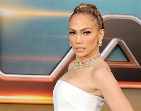 Are Jennifer Garner and Jennifer Lopez FRIENDS?! The Truth