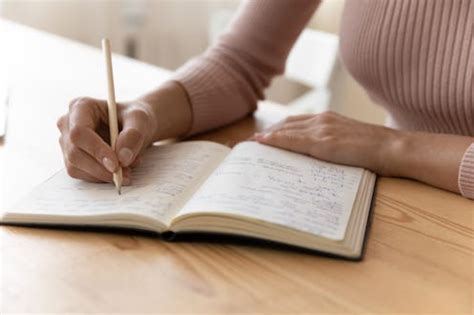 The 8 Best Moleskine Alternatives