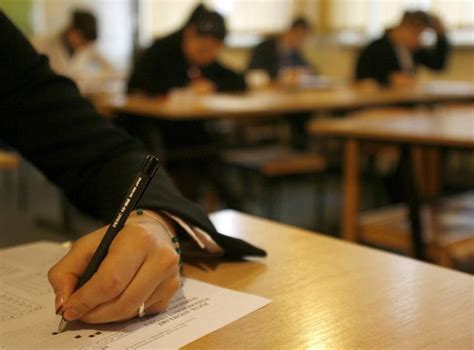 Бүгін Қазақстан бойынша кешенді тестілеу басталды