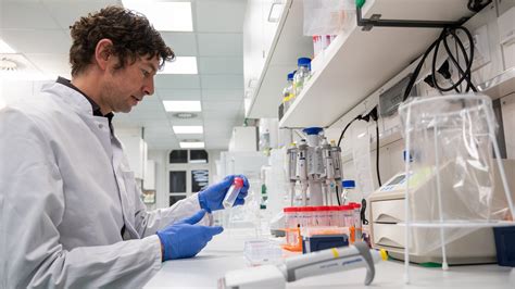 The Rising Heroes of the Coronavirus Era? Nations’ Top Scientists - The