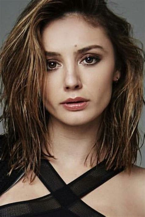 Christine Evangelista - Biografía, mejores películas, series, imágenes