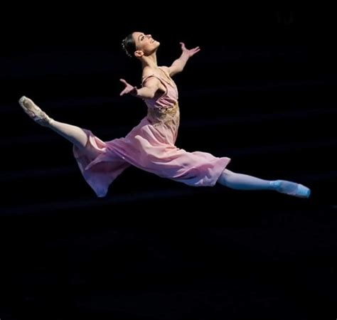 Uliana Lopatkina. 📷 Balletofficial. | Ballet beautiful, Dance photos ...