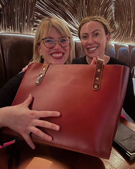 Brooke Fox (@brookefoxfox) • Instagram photos and videos