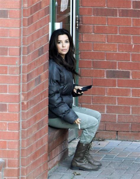 Smoking Celebs: Click image to close this window