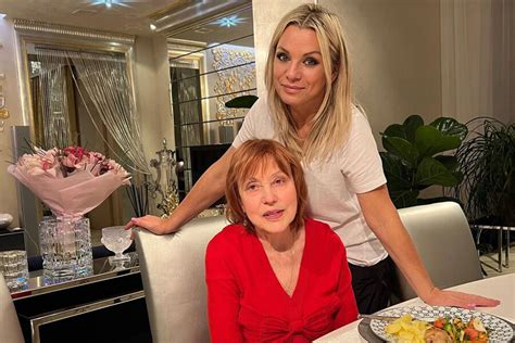 Ирина Салтыкова показала, как выглядит ее 86-летняя мама - Газета.Ru ...