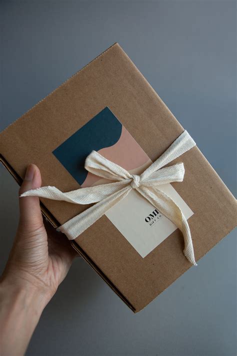 Neutral Gift Box, Gift Box for Women, Gift Box for Men, Unisex Gift Box