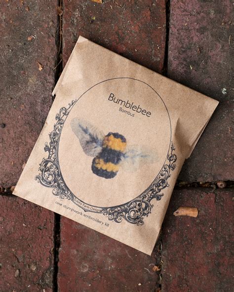Bumblebee Embroidery Kit - Subito Farm Designs
