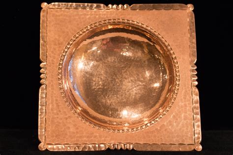 hand hammered high gloss copper porringer rich  reitz