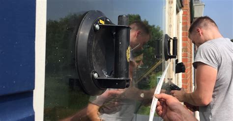 Dubbelglas vervangen en plaatsen is ons dagelijkse werk - Jansen Glas