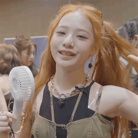 Unis Seowon GIF - Unis Seowon Kpop - Discover & Share GIFs