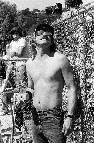 Joe Walsh Photos - 1976-1977