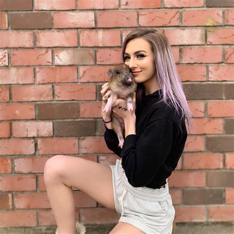Picture of Danielle Renaee