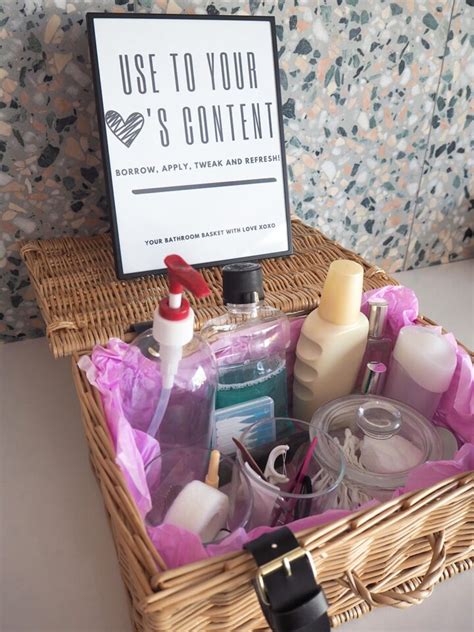 Wedding Bathroom Basket – Must-Haves List & Free Sign