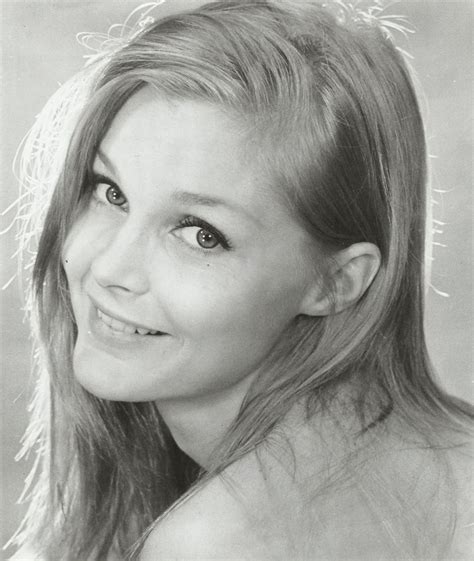 Slice of Cheesecake: Carol Lynley, pictorial