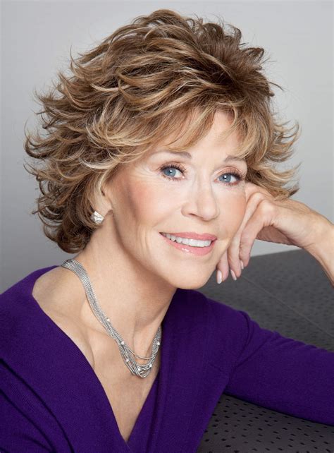 Jane Fonda Haircut Wavy Layered Synthetic Hair Capless Wigs 8 Inches: M