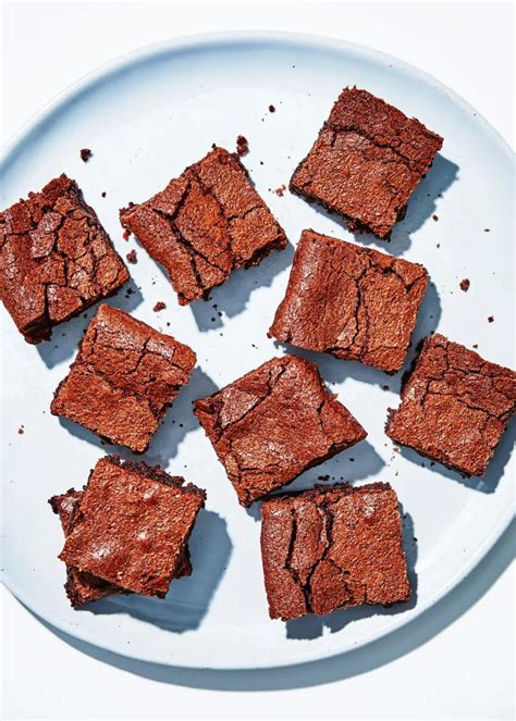 Indulge in Chocolatey Heaven with a Brownie Dough Blizzard!