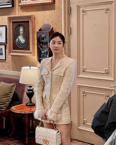 biodata  profil lee chung ah pemeran yoon  hyun drakor