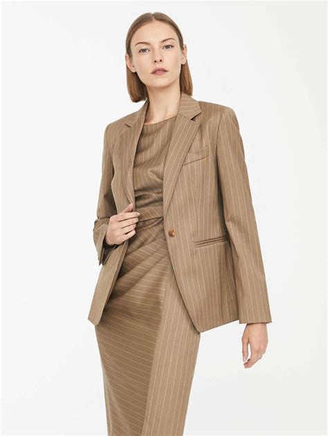 Access Denied | Corporate fashion, Fashion, Suits for women
