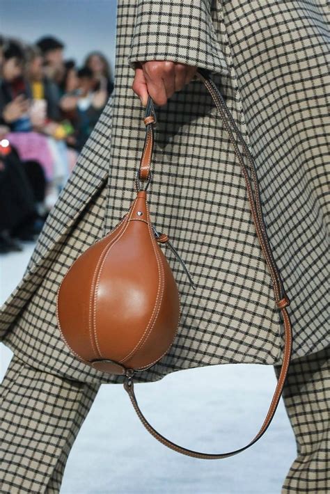Коллекция JW Anderson Fall/Winter 2020 Ready-to-Wear