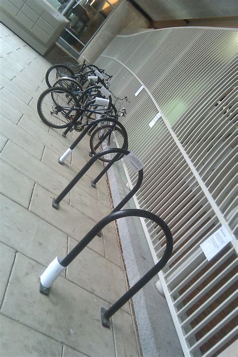 Metro improves bike parking at NoMa station – Greater Greater Washington