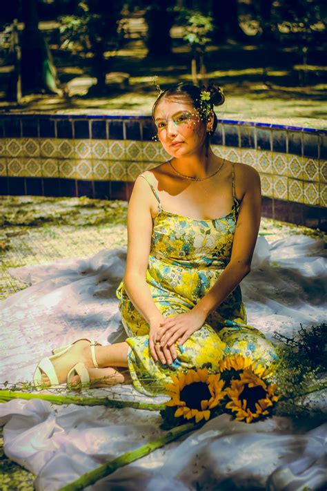 Linda Bareham Photos, Download The BEST Free Linda Bareham Stock Photos