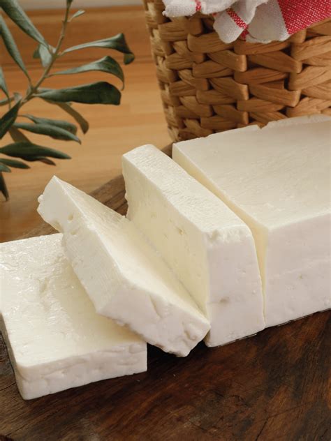 tam yagli beyaz peynir