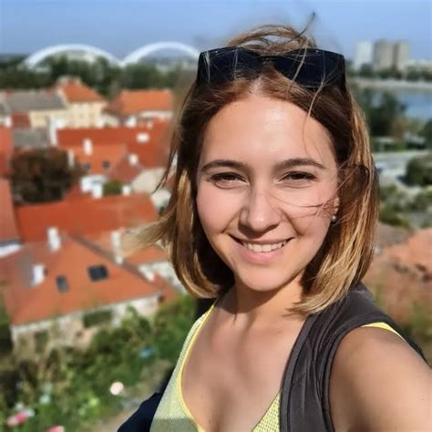 Елена Царькова, специалист по переезду в Сербию (@tsarkova_elena) on ...