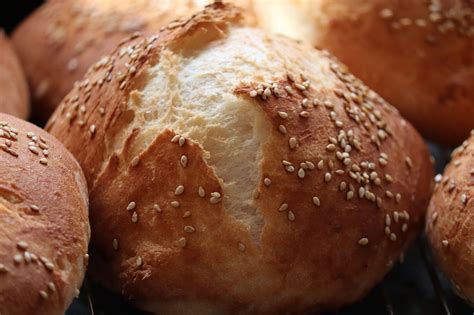 sesame seed buns recipe  recipe website simply perfect