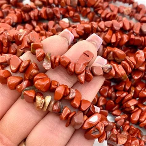 червен Яспис , полускъпоценен камък, мъниста чипс - Avrorahandmade