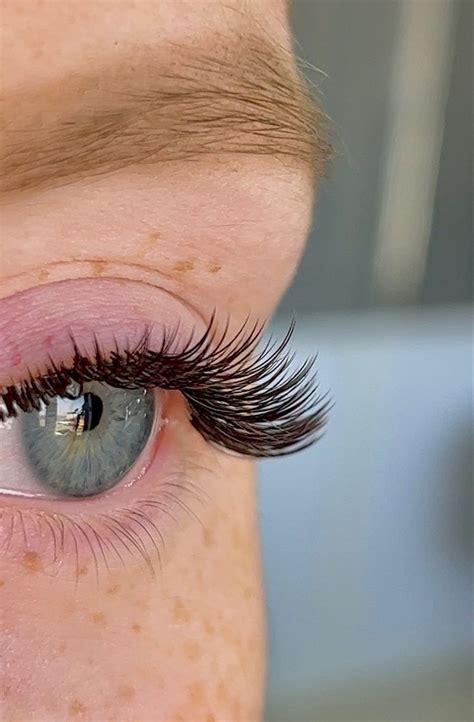Pin by Lashmaker Kseniya on Наращивание ресниц | Eyelash extensions ...