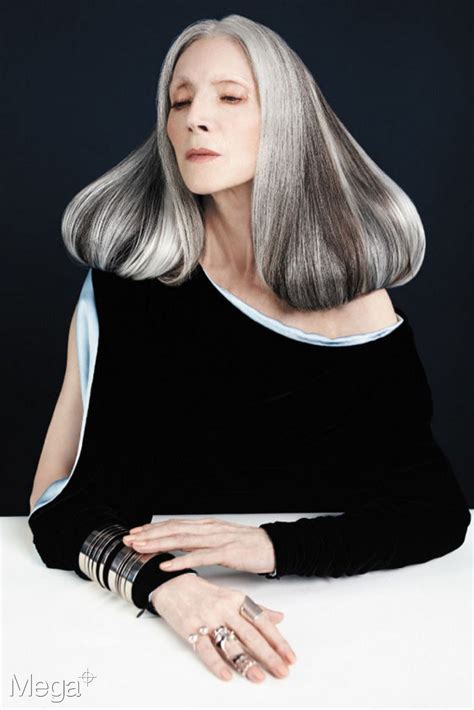 Eveline Hall - Mega Model Agency