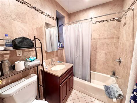 19-27 Ditmars Boulevard #2REAR in Ditmars-Steinway, Queens | StreetEasy