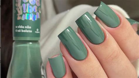Cor De Esmalte Que Combina Com Verde Oliva - Esmalte verde: 33 ideias de como usar a cor nas suas unhas e ficar ...