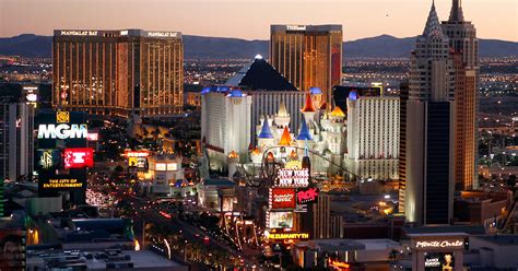 Vegas' Dark Side: What The Casinos DON'T Want You To Know Image 2