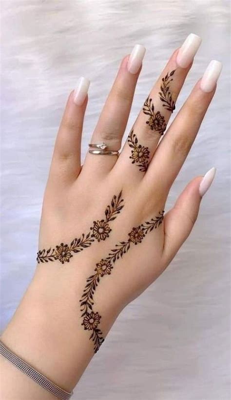 minimal henna designs spiral flower    haircuts