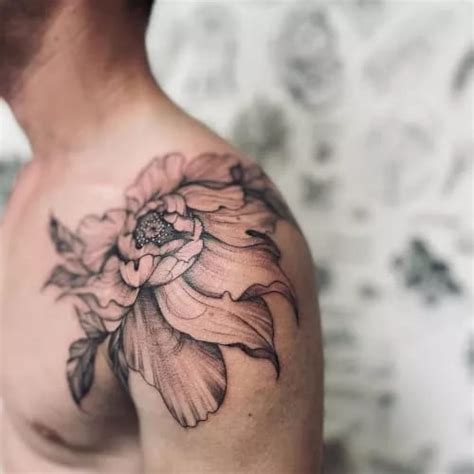 30+ Shoulder Tattoos for Men: Cool Shoulder Tattoos for Guys ...