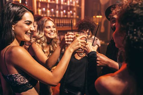 City of Lights After Dark: Parisian Nightlife Unveiled - Turkish Weekly