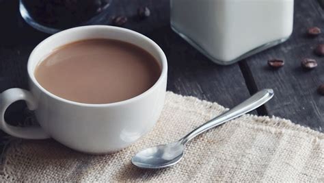 3 Most Popular French Non-alcoholic Beverages - TasteAtlas