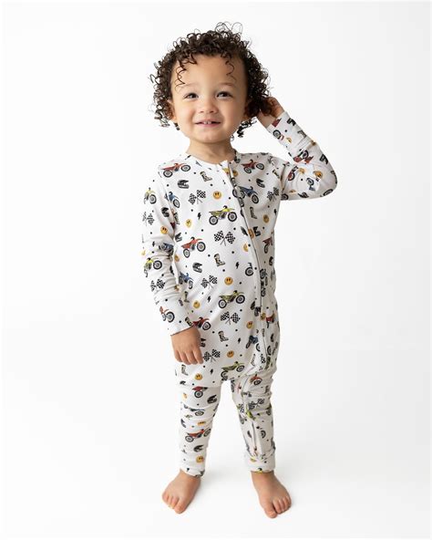 Megan | Peachy Dreams ☁️ (@peachydreamsclothingco) • Instagram photos