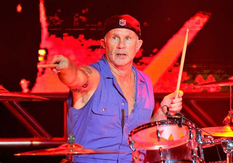 Új fiúzenekarral lépett fel Chad Smith, a Red Hot Chili Peppers dobosa