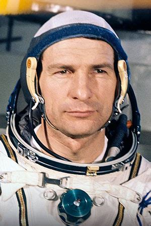 Soviet-era cosmonaut Yuri Malyshev, flew twice into space, dies at 58 ...