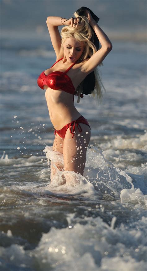 courtney stodden   bikini los angeles beach december