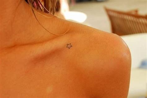 65 Beautiful Star Tattoo Designs (With Meaning) | Star tattoos, Small tattoos, Trendy tattoos